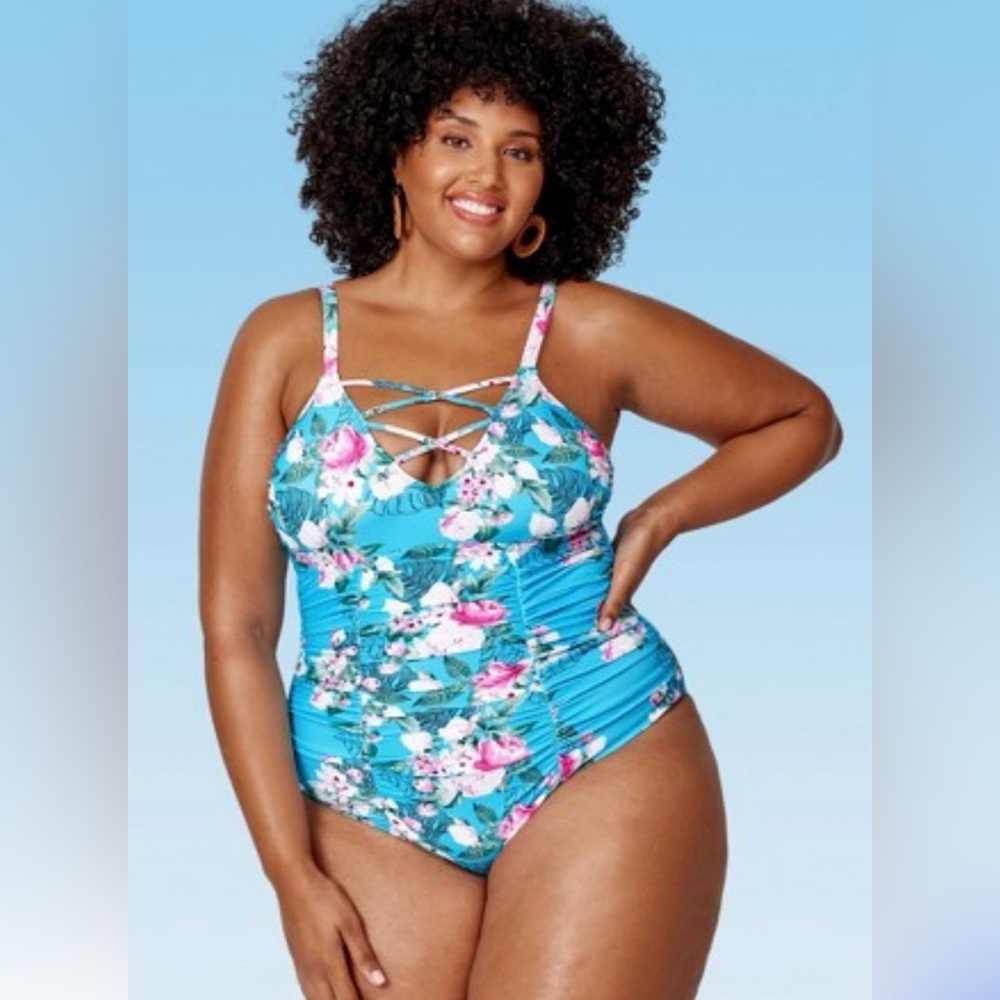 NWOT Cupshe One piece Swimsuit Floral Blue Pink White Green & adjustable straps